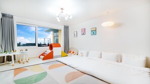 Basic Room, 1 Bedroom (sea1(1Cheung/Oceanview) - Kids room) | 1 bedroom, free WiFi - Jeju Kidsgajok Badatgahauseu (Seogwipo)