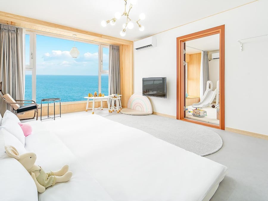 Basic Room, 1 Bedroom (Tokki3(2Cheung/Oceanview) - Kids room) | 1 bedroom, free WiFi