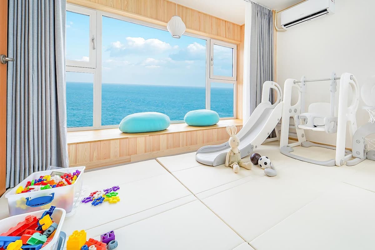 Kamar Basic, 1 kamar tidur (Tokki3(2Cheung/Oceanview) - Kids room) | 1 kamar tidur dan Wi-Fi gratis
