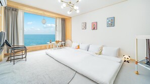 Basic Room, 1 Bedroom (Tokki1(2Cheung/Oceanview) - Kids room) | 1 bedroom, free WiFi - Jeju Kidsgajok Badatgahauseu (Seogwipo)