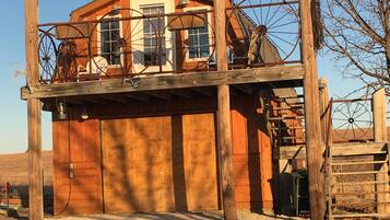 Estudio, varias camas | Terraza o patio