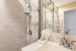 Hair dryer, towels