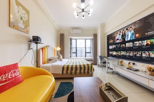 Huaji Apartment Hostel (Pazhou Complex)