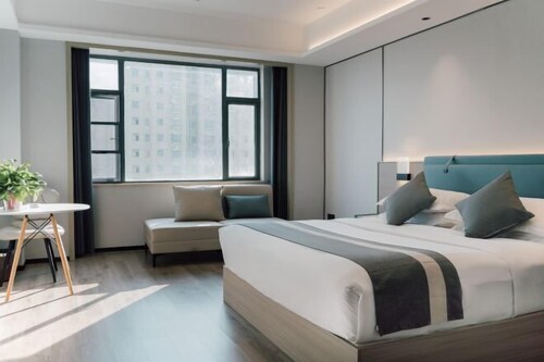 Wuyue International Hotel