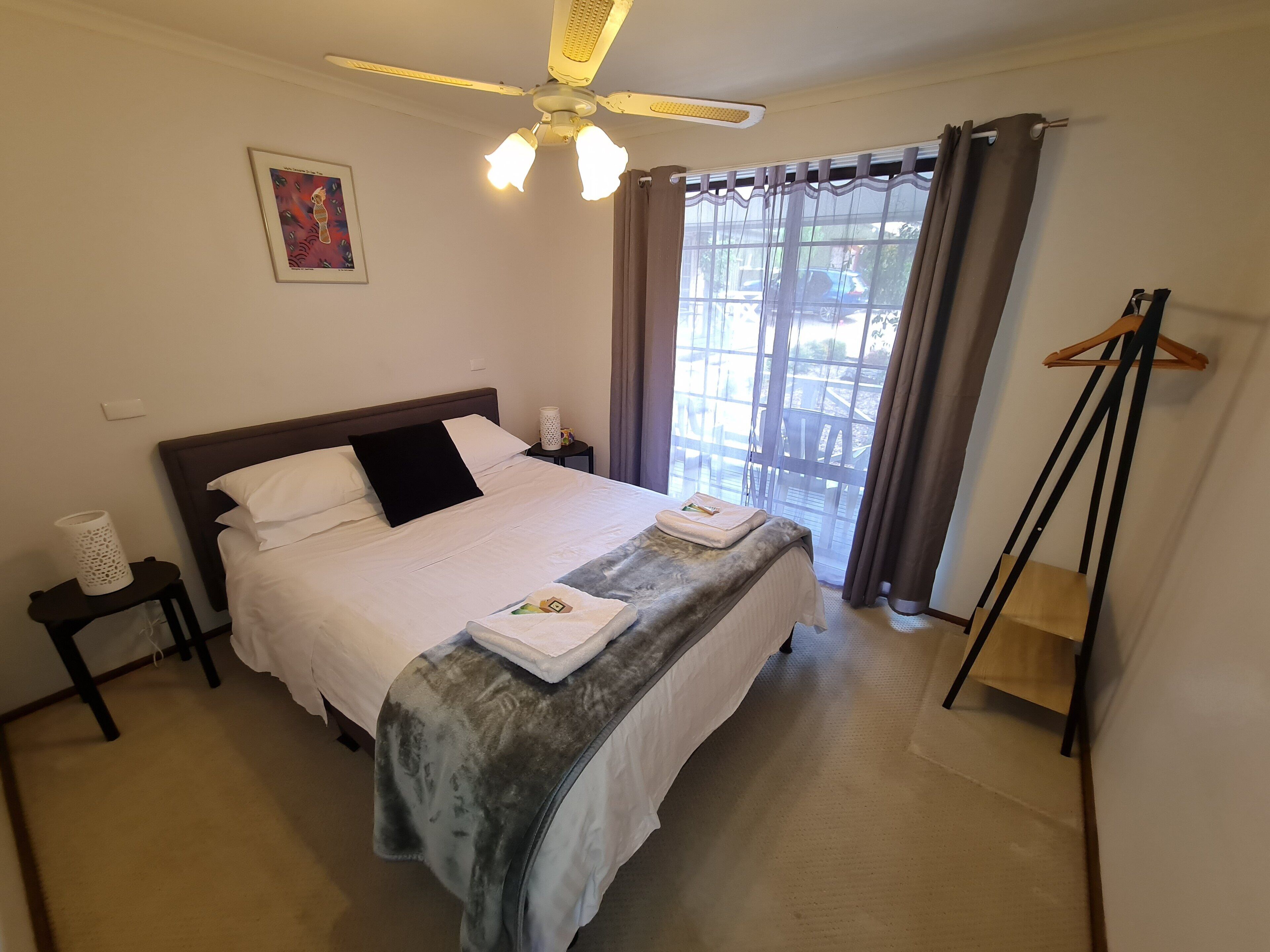 Relaxing self contained cottage with everything you need - Sleeps up to 6. — image 5