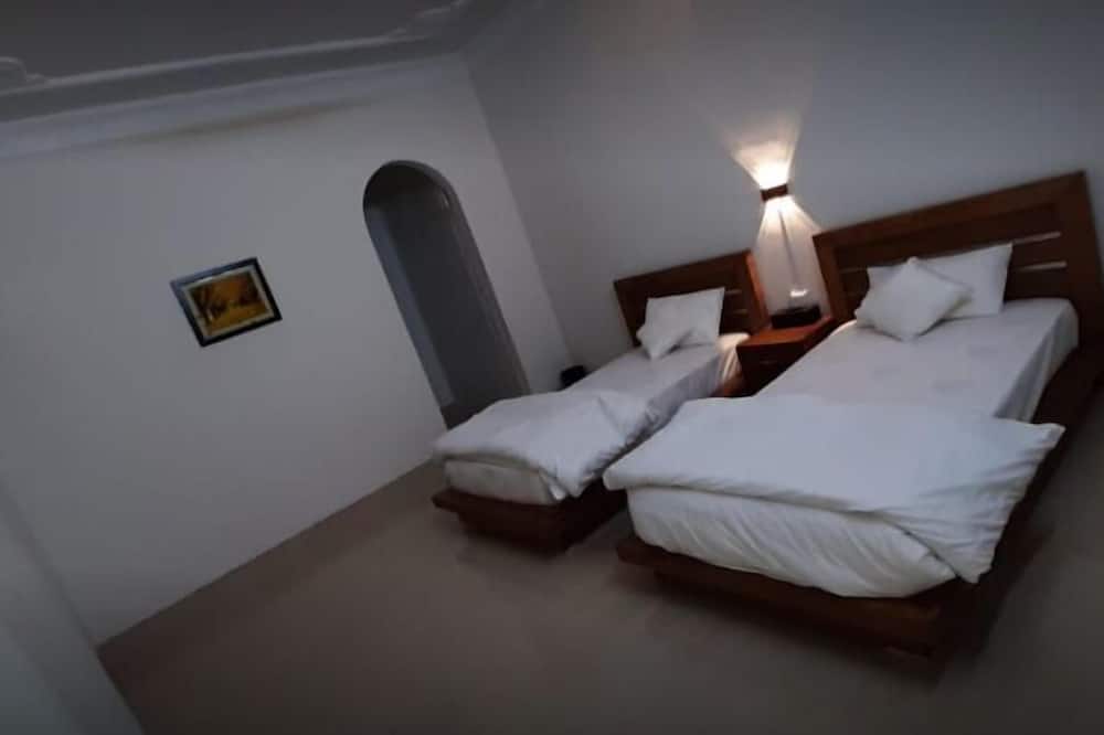 Sharja Hotel And Restaurant