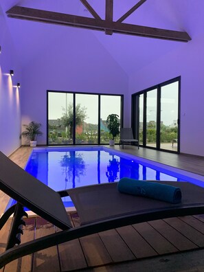 Piscine couverte, piscine chauffée