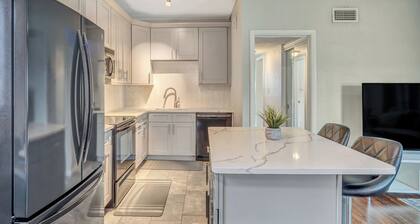 4 Bedroom 2 Bath Pet-Friendly Pool Home Orlando Airport