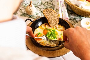 Déjeuner servi en supplément