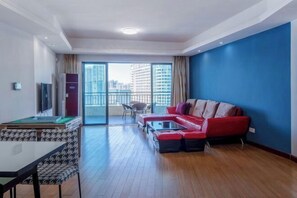 TV - Huidong Biguiyuan Shili Silver Beach Ocean Star Scenic Apartment (Huidong)