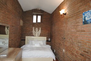 1 bedroom, iron/ironing board, free WiFi, bed sheets - Boho Apart In the Heart of Old Tbilisi (T'bilisi)