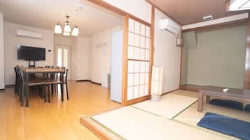 2 bedrooms, free WiFi