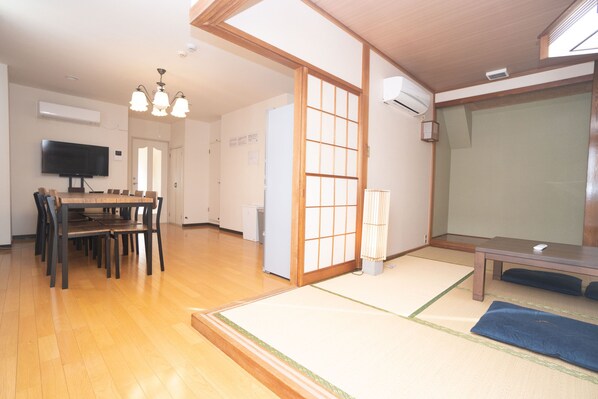 City Apartment | 2 bedrooms, free WiFi - Crestvilla Aoto (Tokyo)