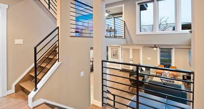 Video Tour 🎥 + Kid Friendly 👶 + City Views 🌆 + 🏓