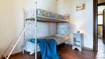 3 Schlafzimmer, Bügeleisen/Bügelbrett, kostenloses WLAN