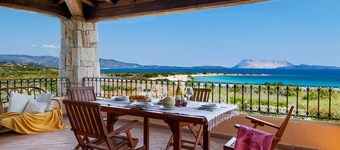Villa "Ida Isuledda" with Pool, Garden & Wi-Fi