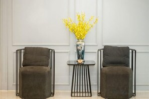 Ảnh chưa phân loại, 2 trong số 51 ảnh, nút