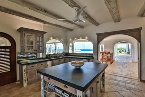 Dining - Villa Belle Etoile – Grand Cliffside Luxury Estate in Terres Basses, Saint Martin (Grand Case)