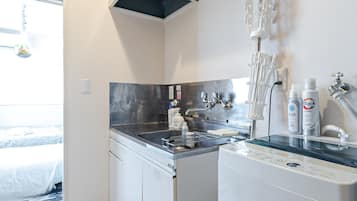 Double Room | Private kitchen | Fridge, microwave, stovetop, rice cooker