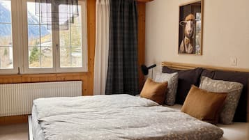 2 chambres, fer et planche Ă repasser, Wi-Fi gratuit, draps fournis