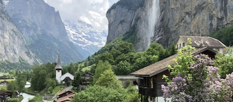THE Best Valley View • Swiss Charm • Free Parking