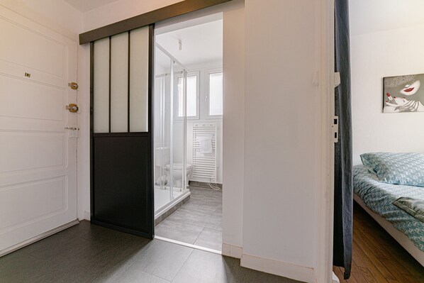 1 habitación y wifi