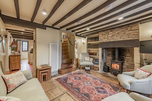 Three bed Cotswold holiday cottage near Stow-on-the-Wold - Spa Changing Rooms