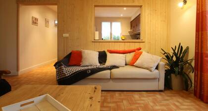 Charmante maison à Portbail avec jardin privé, animaux acceptés, parking