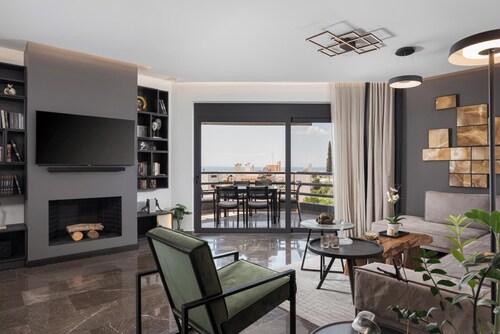 Athenian Riviera Luxurious Residence