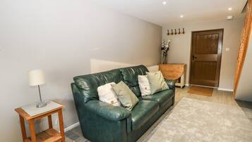 Cottage | Living room