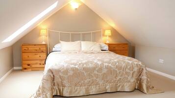 Cottage | 1 bedroom, individually decorated, individually furnished, free WiFi