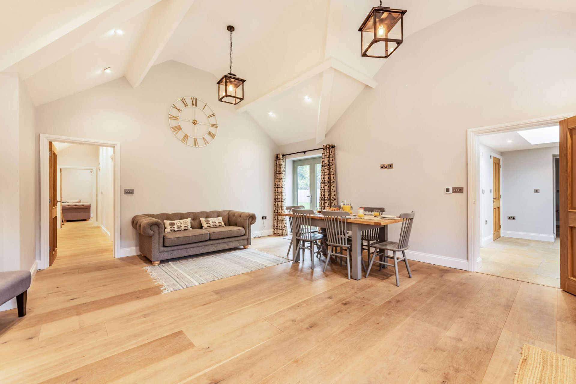 Dog Friendly Holiday Cottage With Garden In The Cotswolds - Honeystone Cottage - Bibury