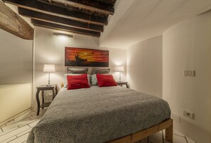 1 bedroom, iron/ironing board, WiFi