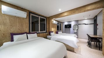 Room (Triple Familyroom (Netflix available)) | 1 bedroom, free WiFi, bed sheets