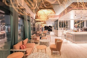 Bar (en la propiedad)