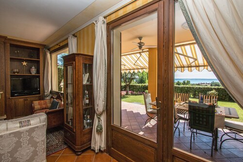 Le Ortensie 1 Apartment by Wonderful Italy