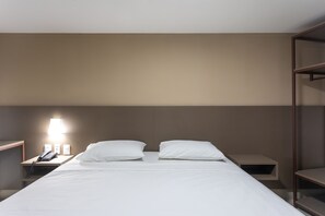 Enkeltrom – standard | Minibar, skrivebord, wi-fi (inkludert) og sengetøy