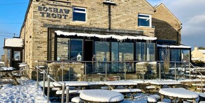 Exterior - The Boshaw Trout (Holmfirth)