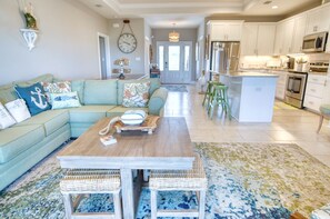 テレビ、DVD プレーヤー