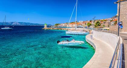 Sea View Home Marianne 200m from sea, Bol, Croatia