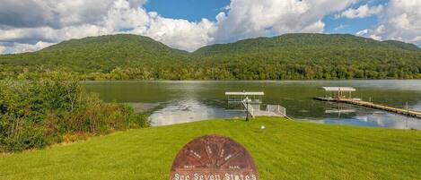 المنطقة المحيطة بالمنشأة