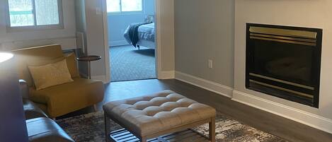 Condo, 2 Bedrooms | Living area