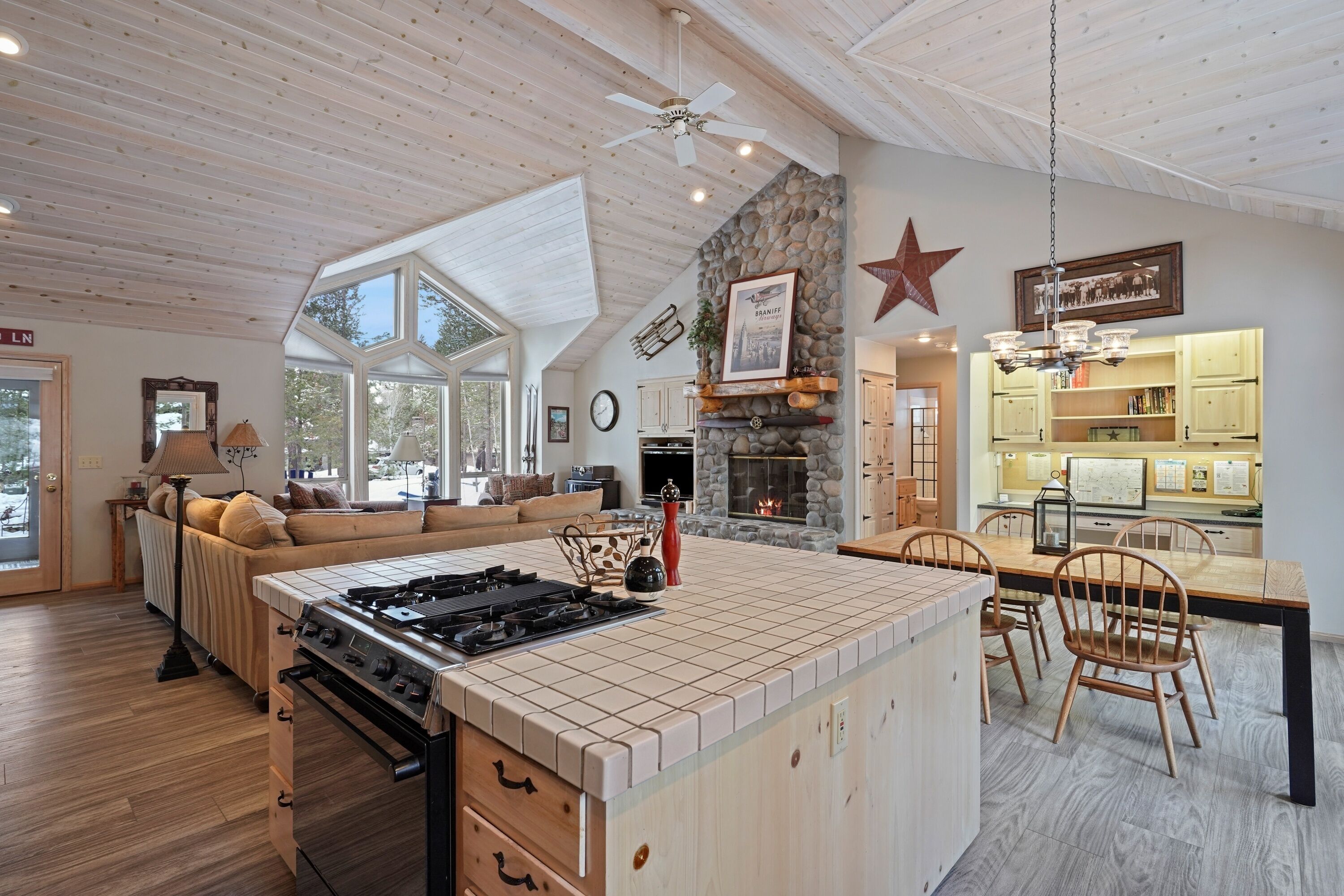 House, 3 Bedrooms | Private kitchen | Fridge, oven, coffee/tea maker, toaster