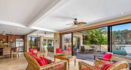 Private Pool, Hot Tub with AC, BBQ and Very Spacious