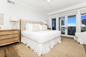 5 soverom, strykejern/-brett, wi-fi og sengetøy