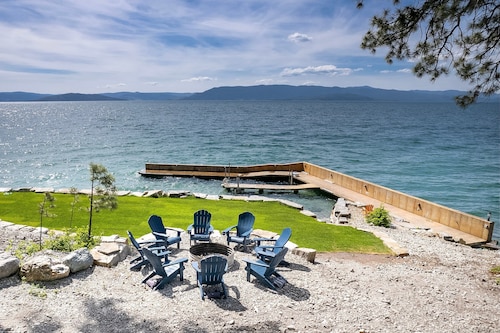 Private waterfront access to Flathead Lake w/private boat dock & wood stove - Lakeshore Lodge