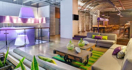 Hotel BarĂ Bucaramanga By OxoHotel