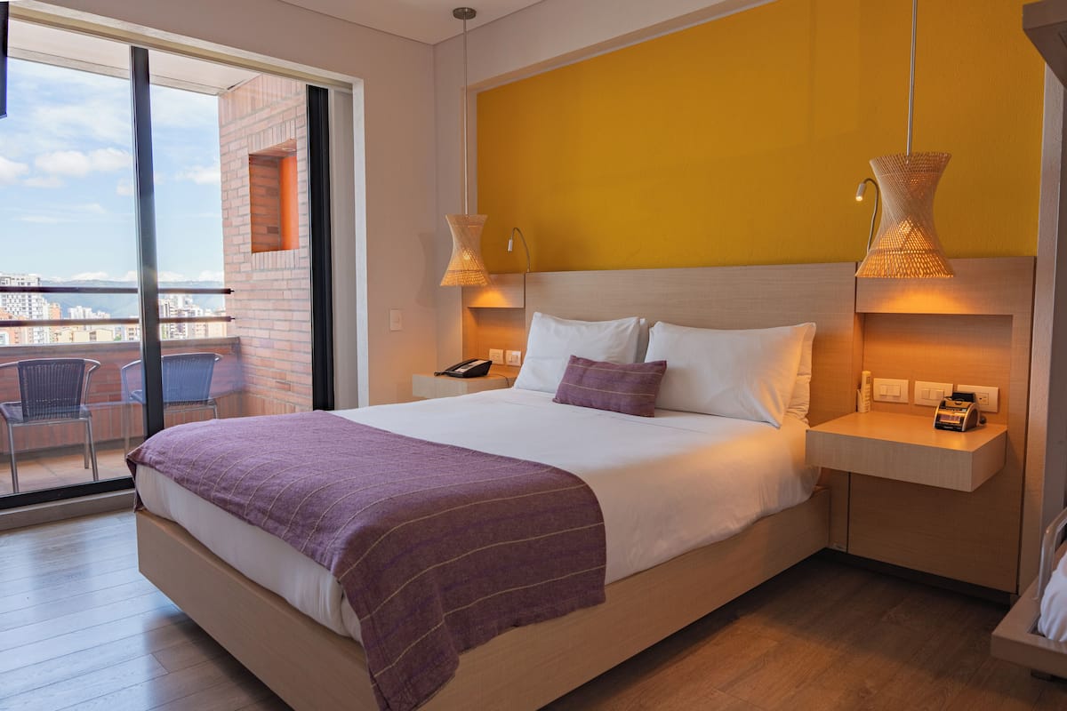 Familienzimmer | 1 Schlafzimmer, Minibar, Zimmersafe, Schreibtisch
