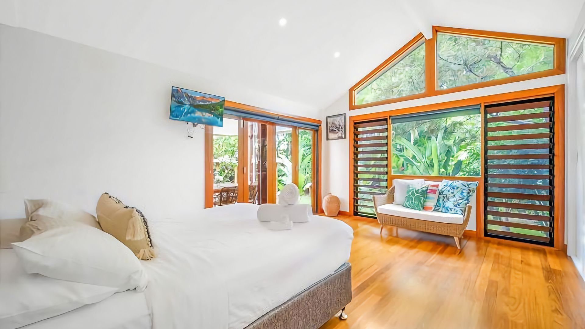 House 4 bedrooms, with garden