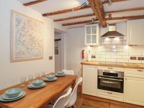 Cottage | Private kitchen | Fridge, microwave, dishwasher, electric kettle - 3 Settlebeck Cottages (Sedbergh)